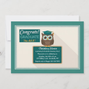 Invitación de la graduación del búho de la pizarra