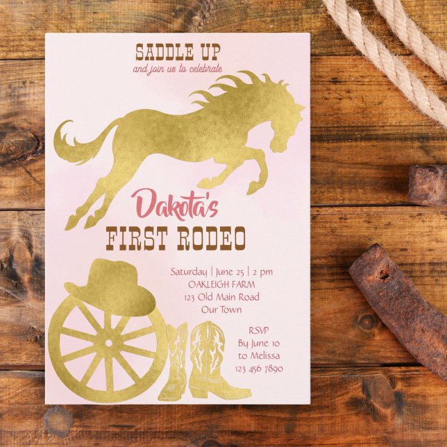 Invitación de la niña de vaca al primer rodeo rosa (Subido por el creador)
