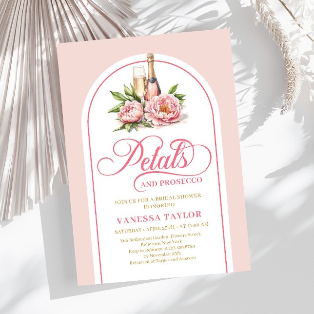 Invitación de moda con pétalos y prosecco rosado y (Trendy petals and prosecco blush and gold invite)