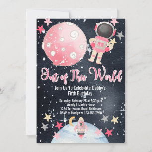 Invitación de niña astronauta espacial fuera de es