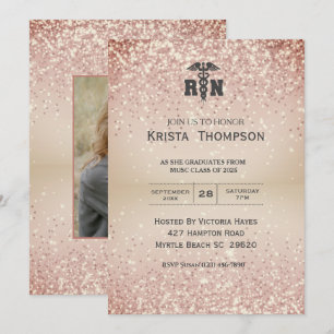 Invitación de oro a la graduación de enfermeras re