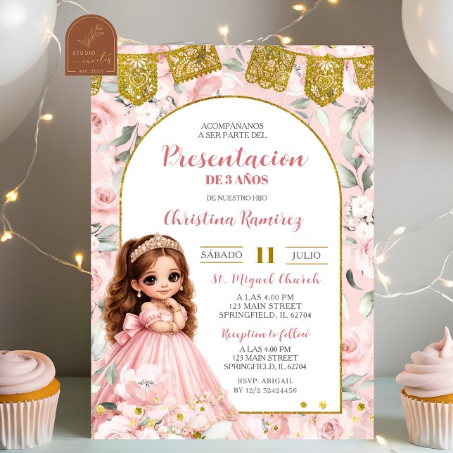 Invitación de Presentación de 3 años con flores ro (Subido por el creador)