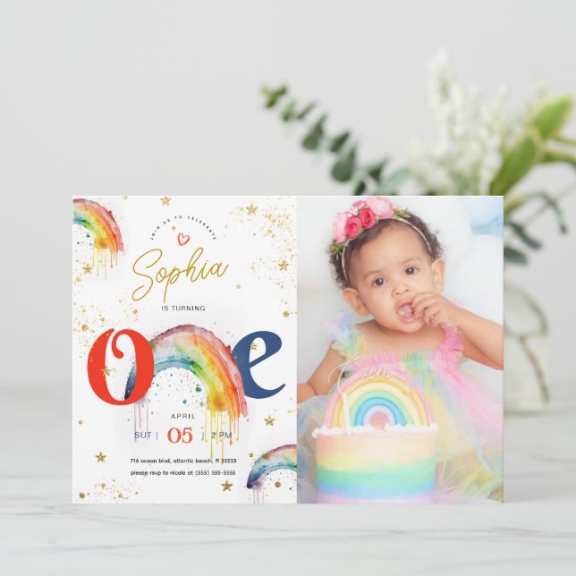 Invitación de primer cumpleaños a Rainbow Gold Wat (Anverso de pie)