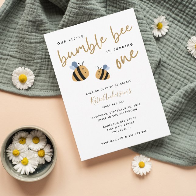 Invitación de primer cumpleaños de Cute Bumblebee  (Subido por el creador)