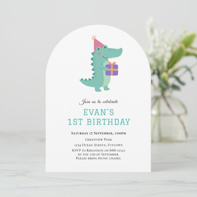 Invitación de primer cumpleaños de Cute Dinosaur (Anverso de pie)