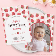 Invitación de primer cumpleaños de fresa Berry