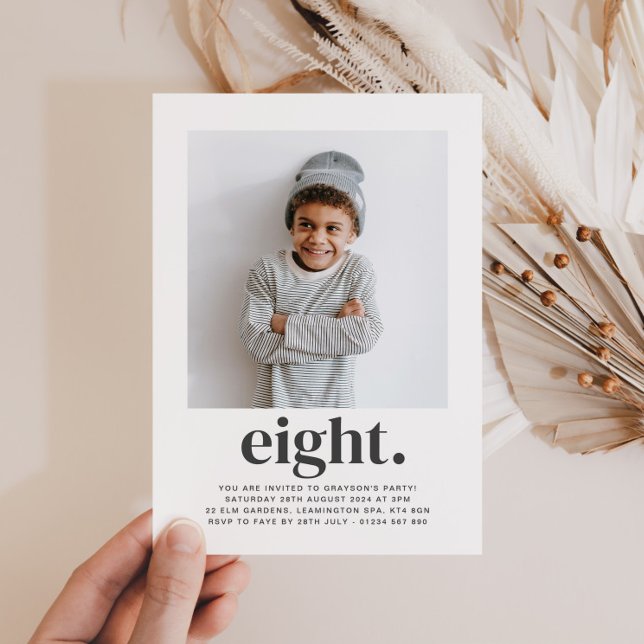 Invitación de primer cumpleaños de la foto de ocho (Subido por el creador)