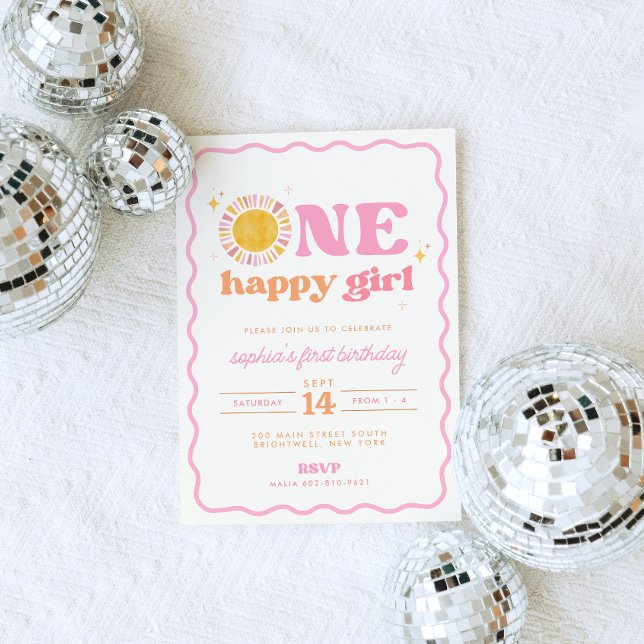 Invitación de primer cumpleaños de un feliz Chica  (Subido por el creador)