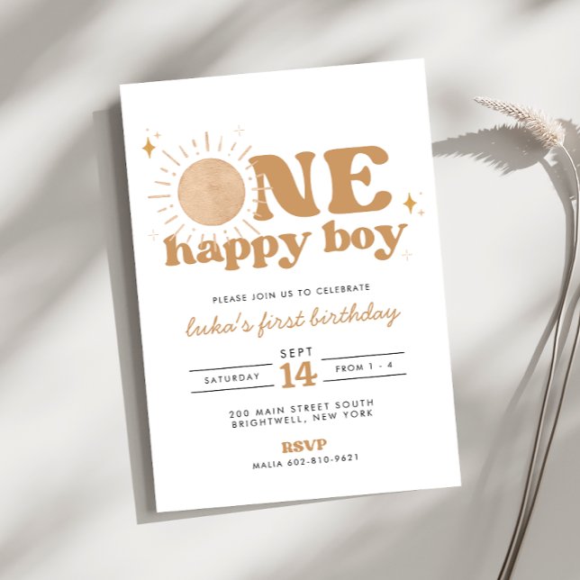 Invitación de primer cumpleaños de un niño feliz B (Subido por el creador)
