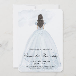 Invitación de quinceañera con vestido azul claro