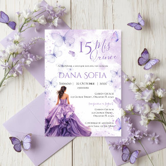 Invitación de Quinceañera Floral Púrpura en Españo