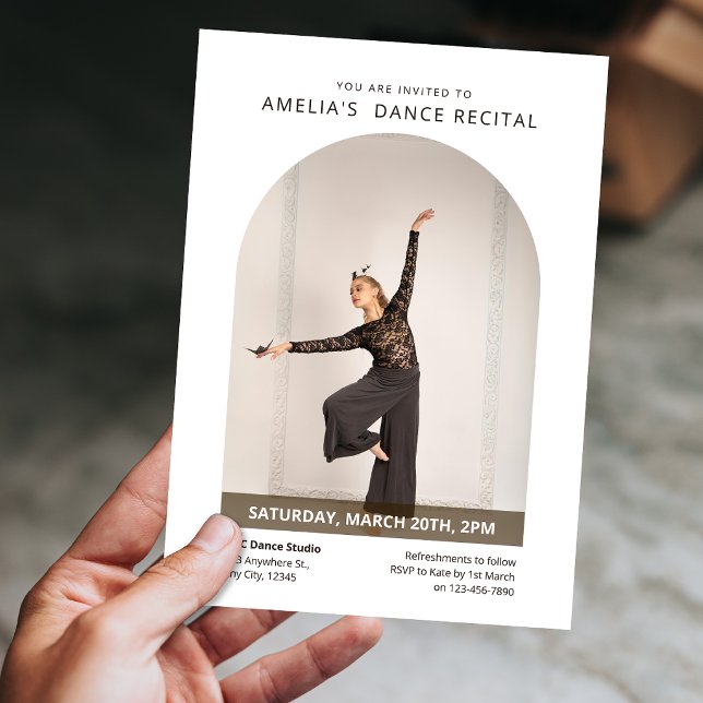Invitación de Recital de Baile Minimalista Moderno (Custom Photo Modern Minimalist Dance Recital Invitation)