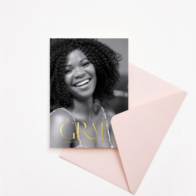 invitación de Relieve metalizado para graduados de (Subido por el creador)