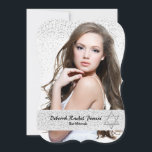 Invitación de Silver Confetti Bat Mitzvah<br><div class="desc">Un diseño nuevo, minimalista de confeti plateado en cascada sobre tu foto favorita. La Estrella de David puede ser arrastrada a cualquier lugar, hecho mayor o menor ( -) o eliminado. Hacer de esto una invitación versátil. () La tarjeta es fácil de personalizar con su texto, tipo de letra, color...</div>