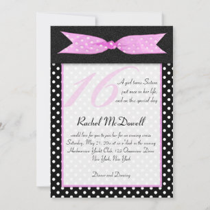 Invitación de Sweet Sixteen de lunares en blanco y