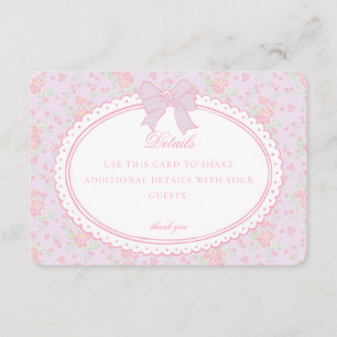 Invitación de tarjeta con detalles florales elegan