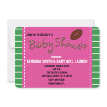 Invitación de tipografía para baby shower rosa de