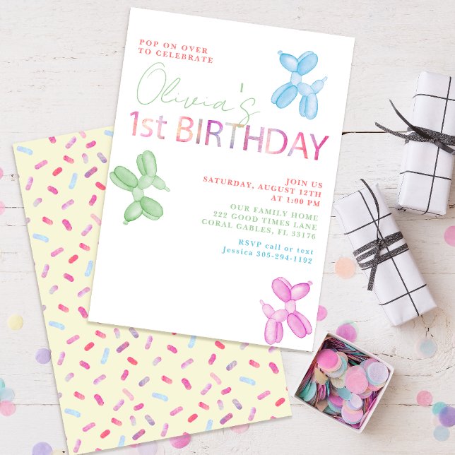 Invitación de un animal con globo de cumpleaños (pastel first birthday party colorful animal balloon invitation)