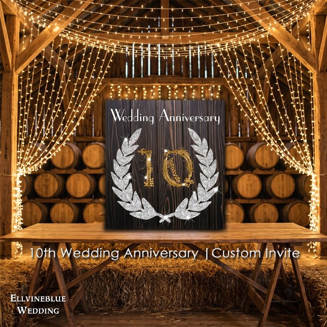Invitación Décimo aniversario de boda | Madera rústica y oro (10th Wedding Anniversary Invite | Rustic Wood & Diamond Laurel. Size: 5.25” x 5.25”)