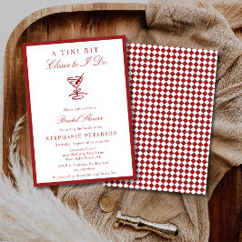 Invitación Deep Red Checkered Old Money Martini Bridal Shower