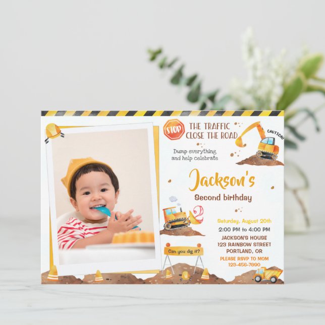 Invitación del cumpleaños de construcción del niño (Anverso de pie)