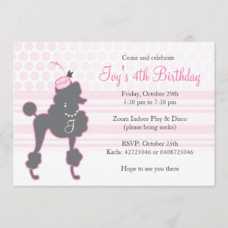 Invitación del cumpleaños del caniche de