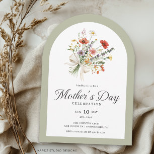 Invitación del Día de la Madre con Ramo Floral Arc