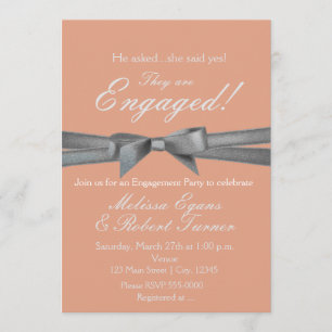 Invitación del fiesta de compromiso del arco del