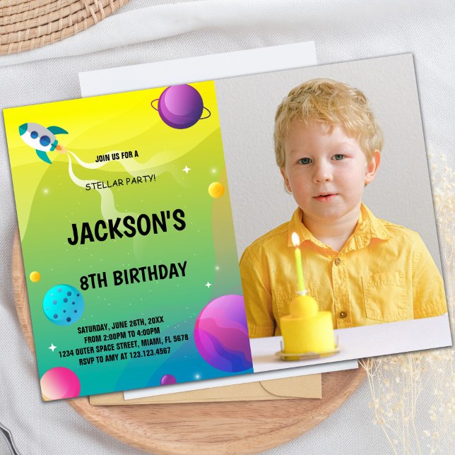 Invitación del Fiesta espacial personalizado Kids (Yellow Green Outer Space Birthday Invitations phot)