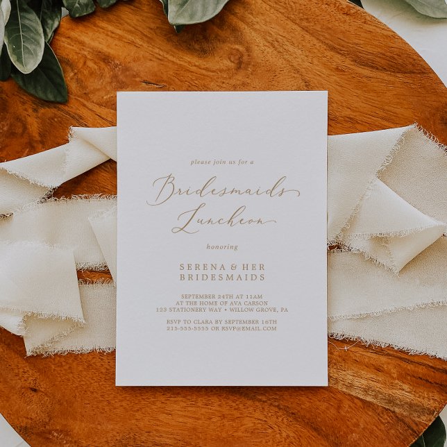Invitación Delicada caligrafía de oro Bridesmaids Luncheon (Subido por el creador)