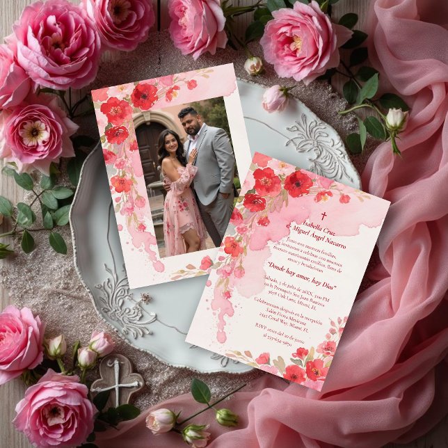 Invitación Delicate Pink Floral Frame Christian Catholic (Delicate Pink Floral Frame Christian Catholic Wedding Invitation Cards in Spanish with Back Photo.)