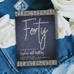 Invitación Denim Diamonds Classy Bling 40th Birthday Fiesta<br><div class="desc">Una moderna, elegante, minimalista y de moda, invitación a la fiesta de cumpleaños con un tema de denim y diamantes. Presenta un fondo denim, caligrafía moderna personalizado con un efecto diamante de imitación (digital) para la palabra "cuarenta" y tipografía en blanco. ¡Un diseño de moda "denim y diamantes" para una...</div>