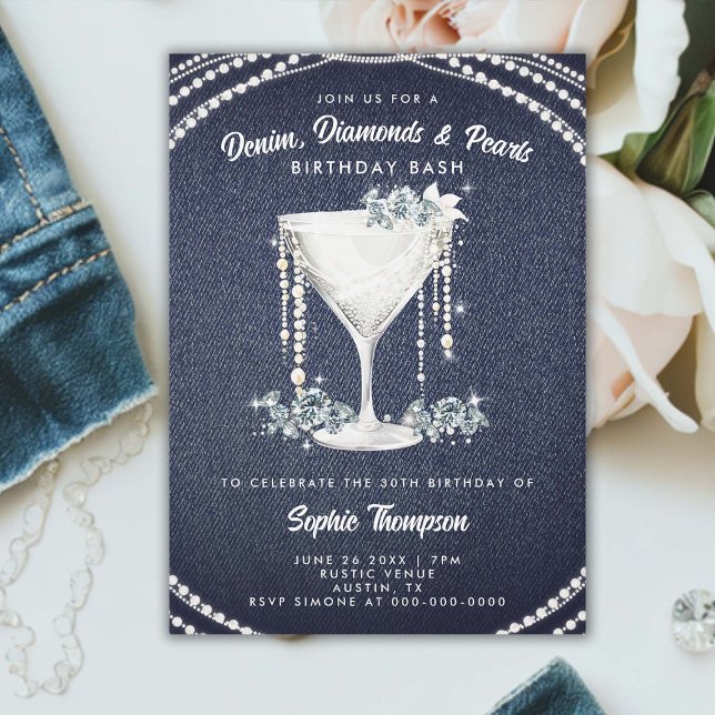 Invitación Denim Diamonds Pearls Champagne fiesta de cumpleañ (denim diamonds pearls birthday party invitation elegant classy champagne bling glam glitz sparkle)