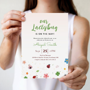 Invitación Día del bebé niña Flor Silvestre Mariquita