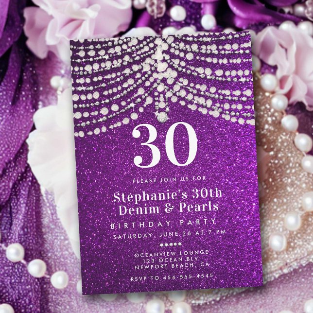 Invitación Diamonds Pearls Purple Glitz Glam 30 cumpleaños (glitter 30th birthday invitation glitz glamour diamonds pearls elegant classy bling theme)