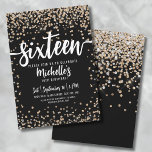 Invitación Dieciséis Purpurinas del Oro Negro decimosexto cum<br><div class="desc">Presentamos una moda y una alegre invitación a la fiesta de 16 años Sweet 16th, perfecta para celebrar a los 16 años de edad con estilo. El elegante diseño combina el purpurina dorado con el plateado, añadiendo un toque glamuroso. En la parte superior, "Dieciséis" se exhibe de manera prominente en...</div>