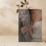 Invitación Dijimos Sí Recepción De Superposición Blanca Sólo<br><div class="desc">Esta invitación boda es una gran manera de hacer saber a sus amigos y familia que usted se ha fugado, tuvo una ceremonia secreta, o boda privado, ¡y quiere celebrar con ellos! La parte delantera de la tarjeta está diseñada para mostrar tu foto de orientación vertical favorita, con las palabras...</div>