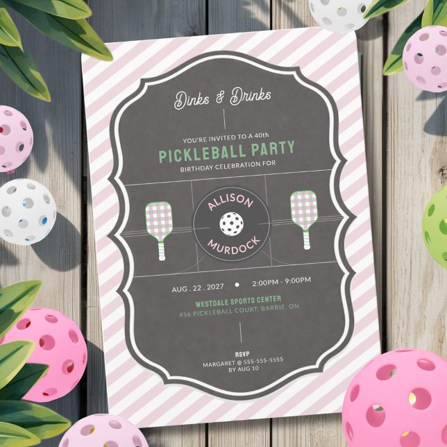 Invitación Dinks y Bebidas Fiesta de Cumpleaños de Pickleball (Pink Pickleball Birthday Invitation for pickleball lovers)