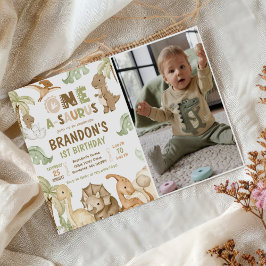Invitación Dinosaurio One-A-Saurus Fiesta del primer cumpleañ