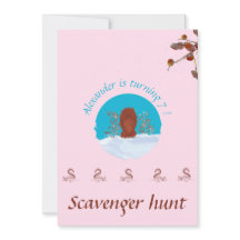 Diversión de búsqueda de objetos ardilla cavando e