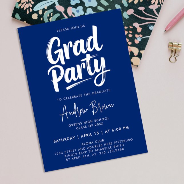 Invitación Diversión Simple Moderna Azul Blanco Grad Brush Ti (Subido por el creador)
