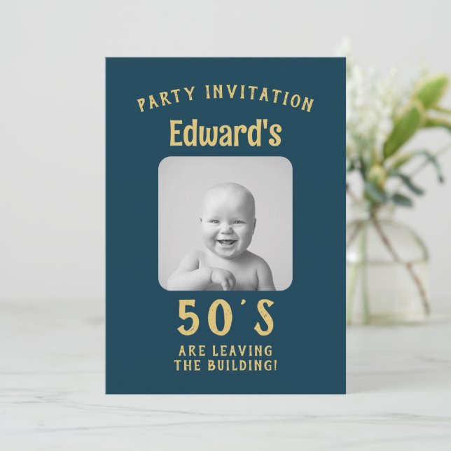 Invitación divertida de cumpleaños (Anverso de pie)