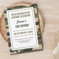 Divertido primer cumpleaños del camuflaje verde mi