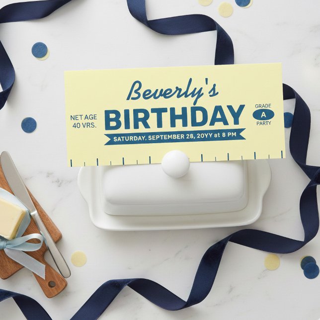 Invitación Diviértete Icono Emblemático Cumpleaños Grado A co (Butterlicious birthday invitation! Stick of butter invite in a unique shape.)