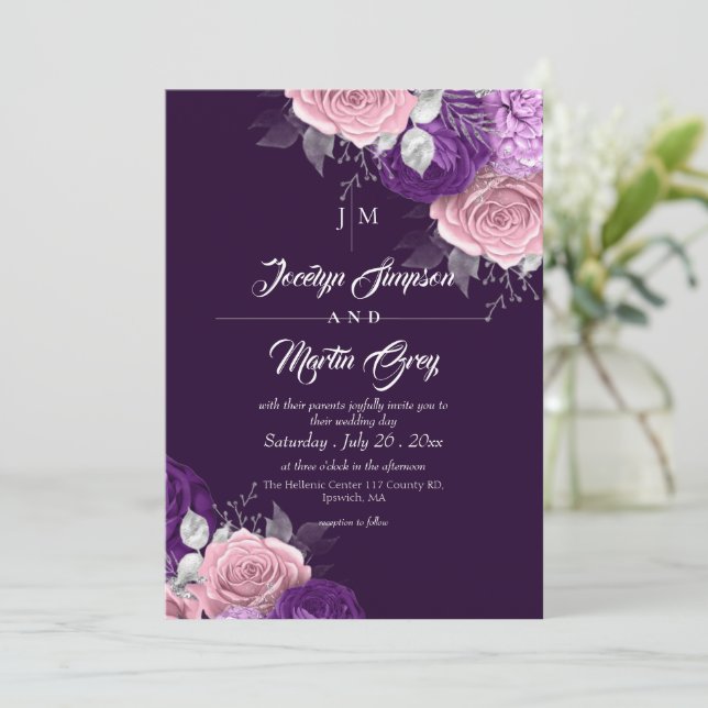 Invitación Divino Caprichoso ⎮Boda floral morada (Anverso de pie)