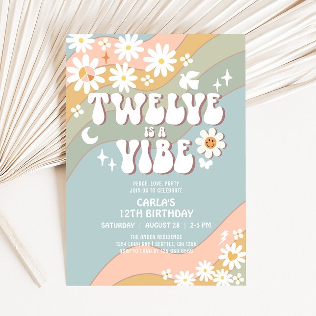Invitación DOCE es una Vibra Daisy Hippie Cumpleaños Retro 70 (Subido por el creador)