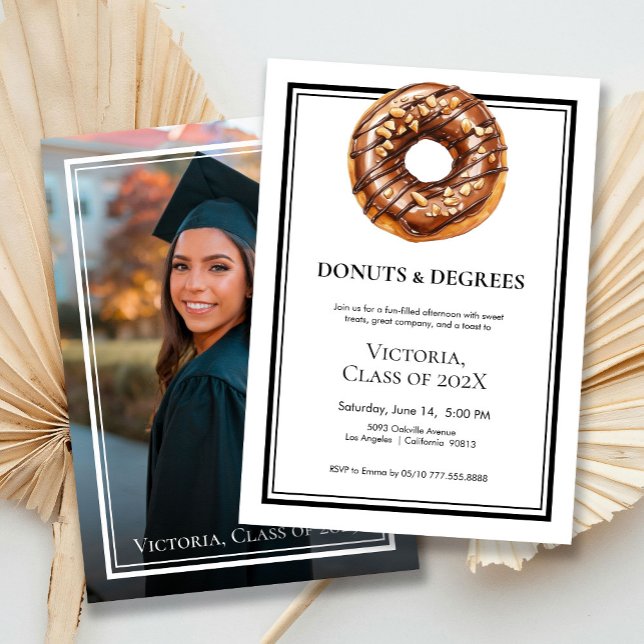 Invitación Donuts blancos y negros y Graduación de fotos de g (Subido por el creador)