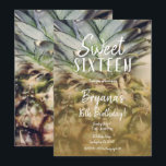 Invitación Dorado Tropical Pineapple Sweet 16 Fiesta<br><div class="desc">Personalizar para cualquier evento.</div>
