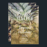 Invitación Dorado Tropical Pineapple Sweet 16 Fiesta<br><div class="desc">Personalizar para cualquier evento.</div>