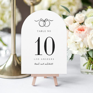 Invitación Dos anillos atados con el número de la tabla de ar